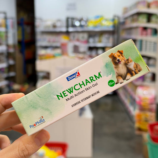 NEWCHARM® Multi Action Skin Gel for Dogs & Cats - 25g (အရေပြားနှင့် အနာကျက် သဘာဝလိမ်းဆေးဂျယ်လ်)